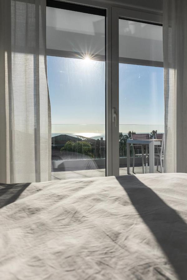 La Perla De Dona Julia Apartment Касарес Екстериор снимка